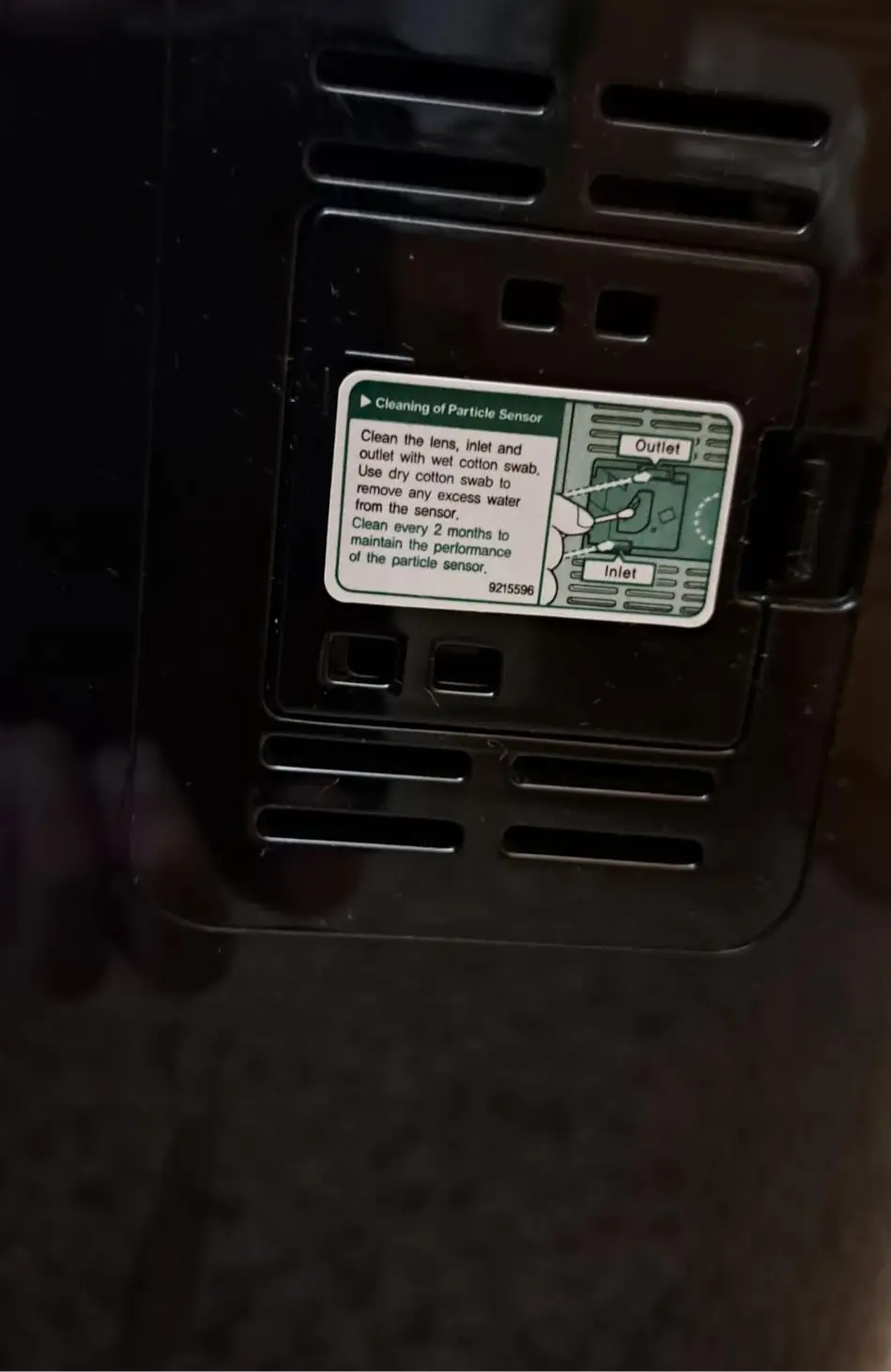 Air purifier photo 1