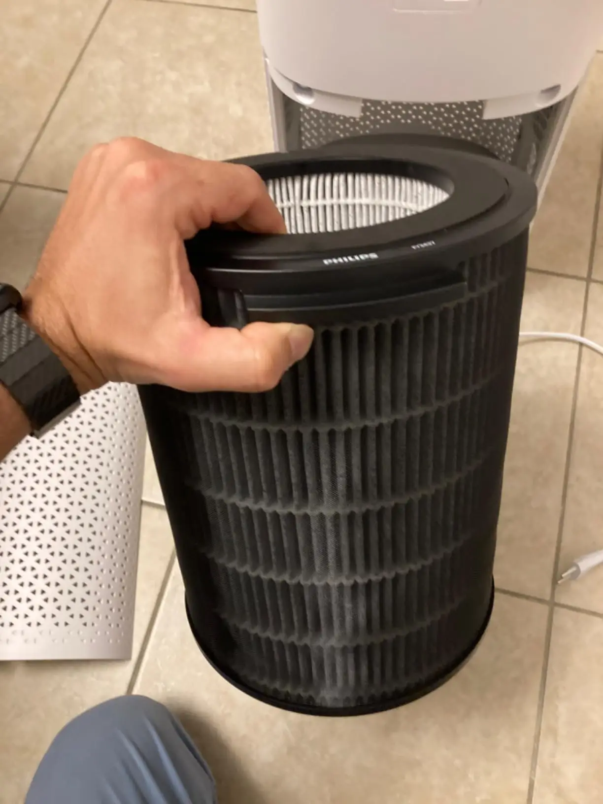 Air purifier photo 2